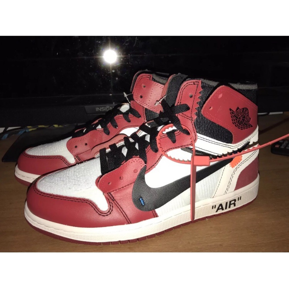 OFF-White Nike Air Jordan 1 Size 10.5